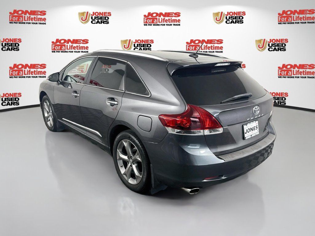 Used 2014 Toyota Venza XLE AWD/4WD image 2