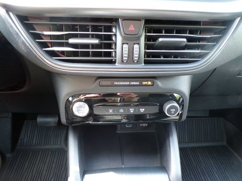 Used 2023 Ford Escape Active w/ Tech Pack #1 AWD/4WD image 24