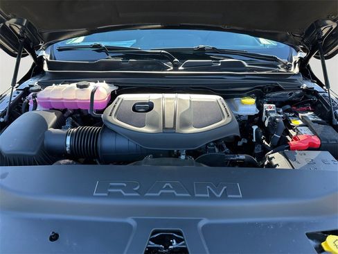 New 2026 RAM 1500 Express image 9