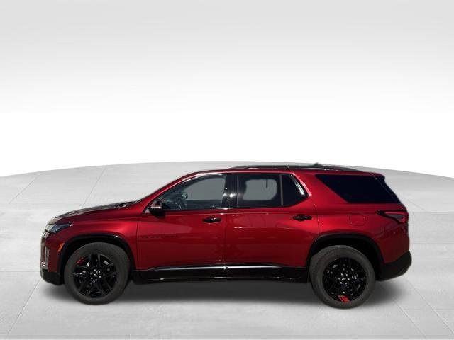 Used 2023 Chevrolet Traverse Premier w/ Redline Edition AWD/4WD image 2