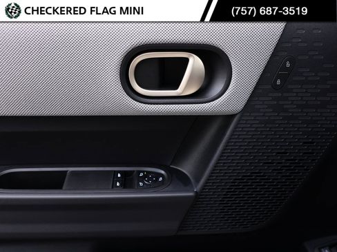 Used 2025 MINI Cooper S image 15