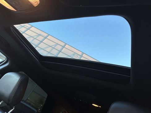 Used 2022 Dodge Durango R/T w/ Blacktop Package image 18