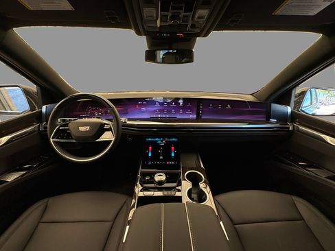 New 2026 Cadillac Escalade ESV 4WD image 20