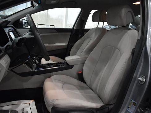 Used 2017 Hyundai Sonata SE image 23