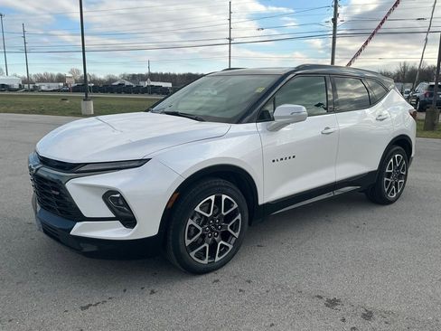 Used 2025 Chevrolet Blazer RS w/ Enhanced Convenience Package image 7