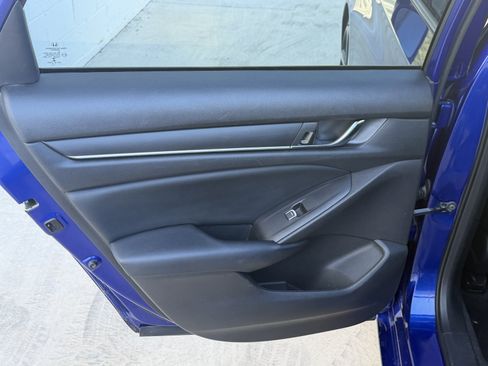 Used 2018 Honda Accord Sport image 20