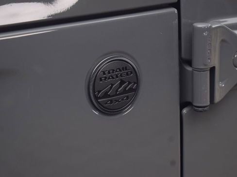 Used 2023 Jeep Wrangler Unlimited Sport image 41