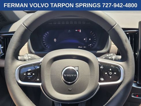 New 2026 Volvo XC90 B6 Plus w/ Protection Package Premier image 31