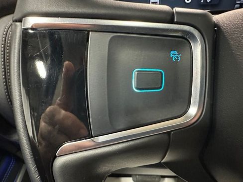 Used 2025 Ford Expedition Platinum AWD/4WD image 19