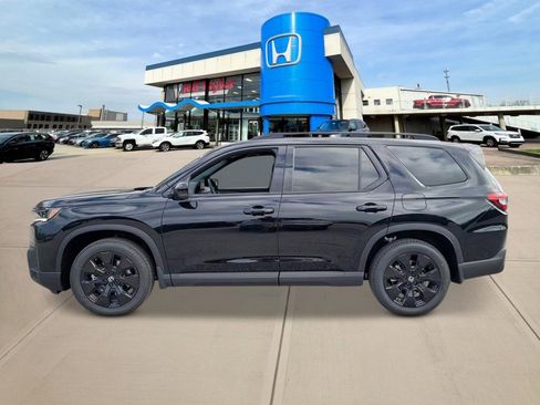 New 2026 Honda Pilot Black Edition image 2