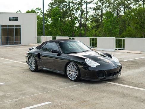 Used 2005 Porsche 911 Turbo AWD/4WD image 15