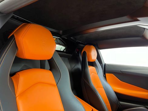 Used 2014 Lamborghini Aventador LP 700-4 image 19