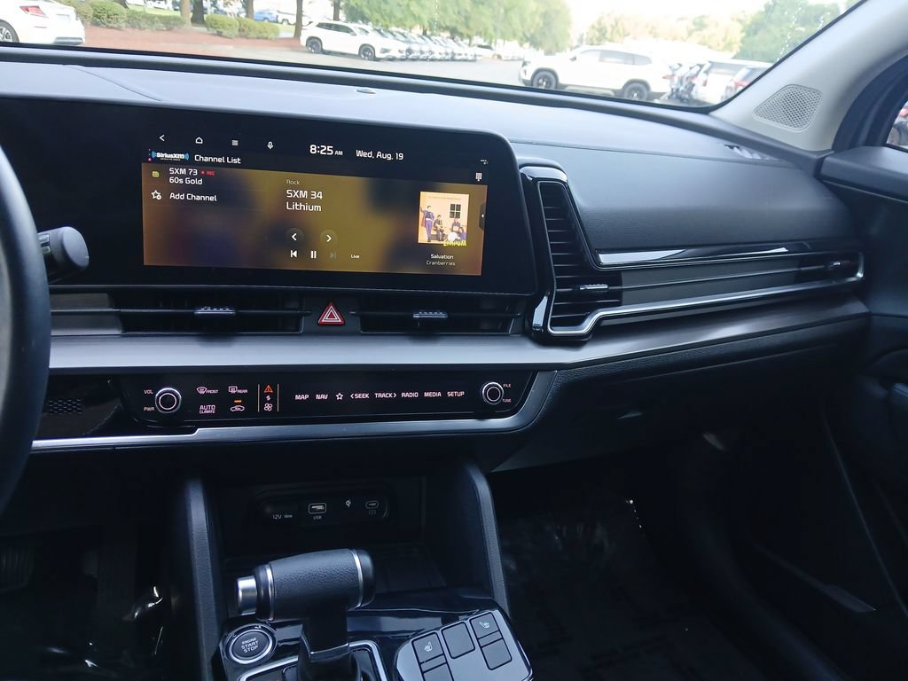 Used 2024 Kia Sportage EX FWD image 18