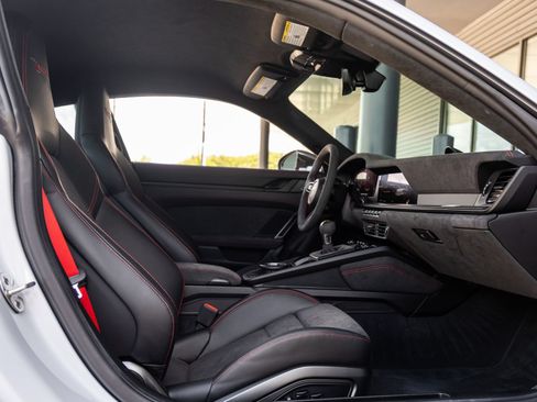 Certified 2026 Porsche 911 GT3 RWD image 57