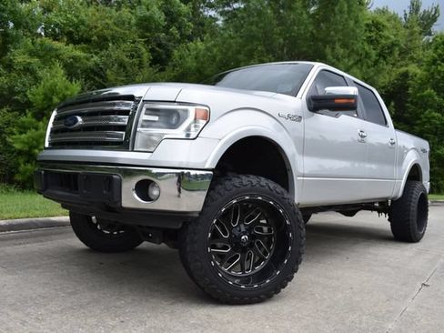 Used 2014 Ford F150 Lariat w/ Equipment Group 502A Luxury AWD/4WD image 5