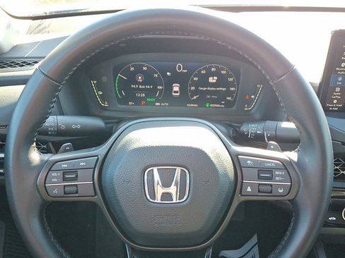 Certified 2025 Honda Accord EX-L image 19