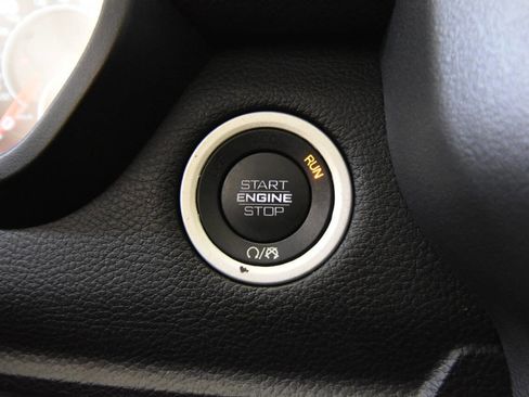 Used 2021 RAM 1500 Laramie image 26