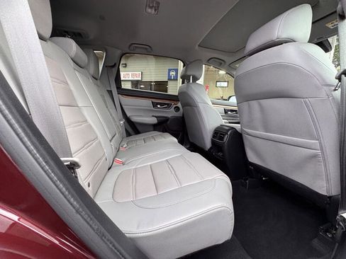 Used 2017 Honda CR-V Touring image 14