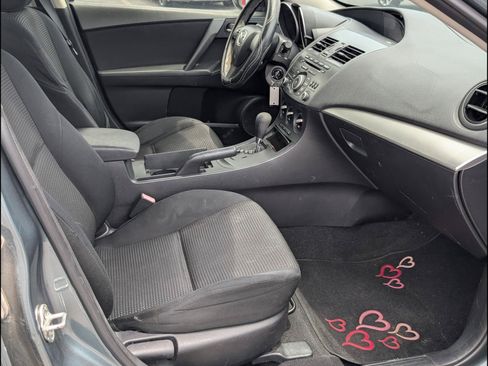 Used 2013 MAZDA MAZDA3 i SV FWD image 19