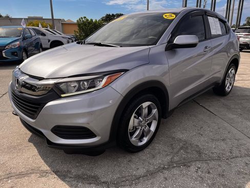 Used 2021 Honda HR-V LX image 8