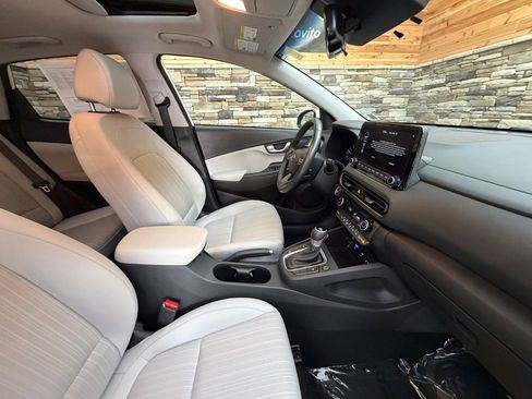 Used 2023 Hyundai Kona SEL w/ Convenience Package image 14