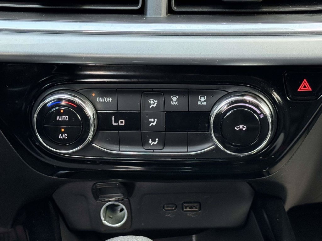 Used 2024 Chevrolet Trax LT FWD image 6