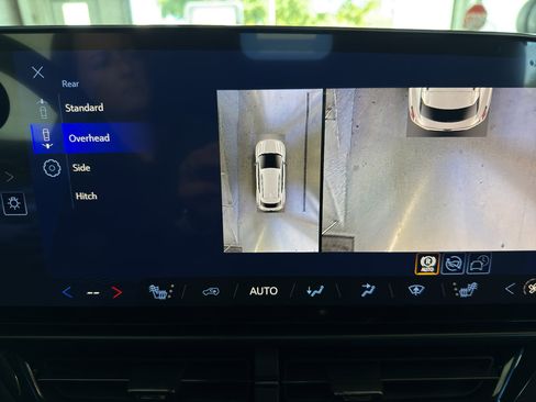 New 2026 Chevrolet Equinox EV RS image 16