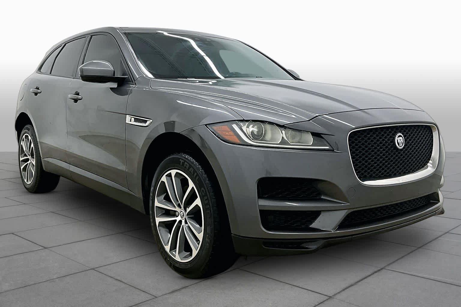 Used 2017 Jaguar F-PACE Premium AWD/4WD image 3