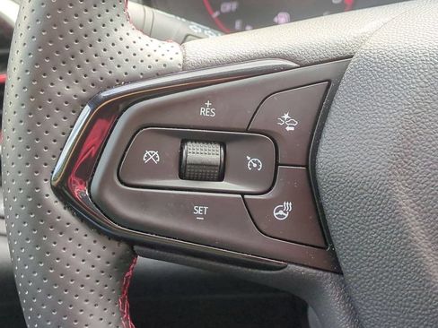 Used 2025 Chevrolet Trax RS w/ Driver Confidence Package FWD image 15