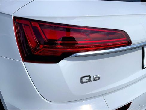 Used 2021 Audi Q5 Prestige AWD/4WD image 29