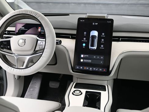 New 2025 Volvo EX90 Ultra image 17