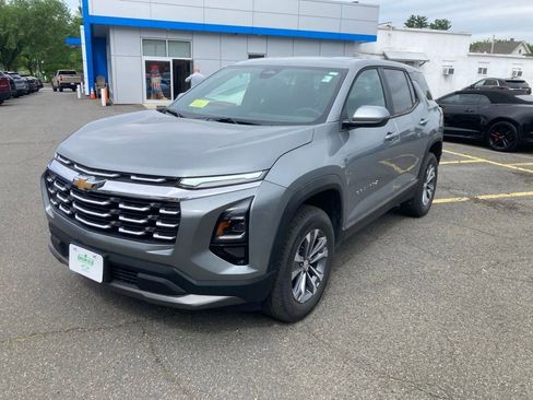 New 2026 Chevrolet Equinox LT AWD/4WD image 3