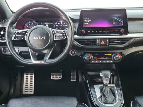 Used 2023 Kia Forte GT-Line w/ GT-Line Premium Package image 7