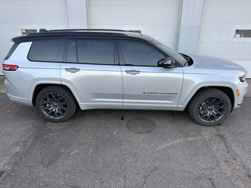 Certified 2025 Jeep Grand Cherokee L Summit image 6