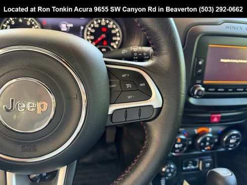 Used 2016 Jeep Renegade Trailhawk AWD/4WD image 18
