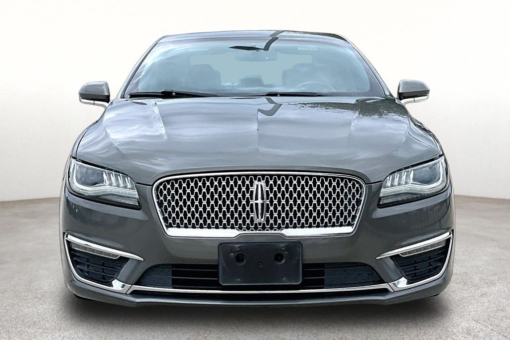 Used 2017 Lincoln MKZ Reserve FWD image 3