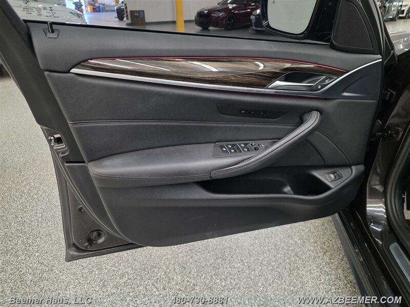 Used 2023 BMW 530i w/ M Sport Package RWD image 20