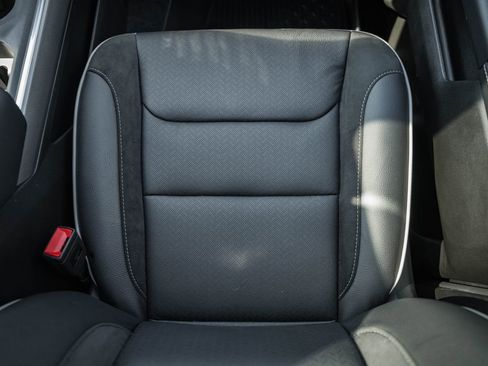 New 2026 RAM 1500 Laramie AWD/4WD image 35