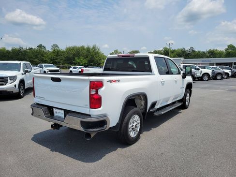 Used 2025 Chevrolet Silverado 2500 LT w/ Convenience Package AWD/4WD image 5