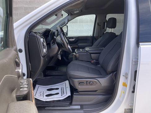 Used 2021 GMC Sierra 3500 SLE w/ Remote Start Package AWD/4WD image 15