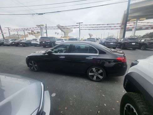 Used 2025 Mercedes-Benz C 300 4MATIC Sedan image 11