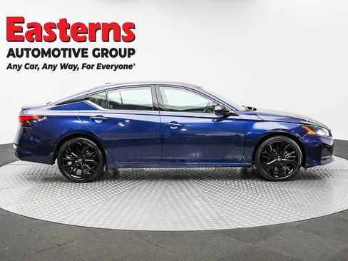 Used 2023 Nissan Altima 2.5 SR image 4