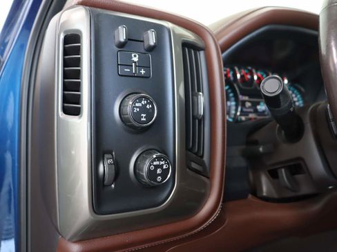 Used 2016 Chevrolet Silverado 1500 High Country w/ High Country Premium Package image 15