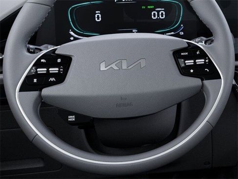 New 2025 Kia Niro EX Touring image 22