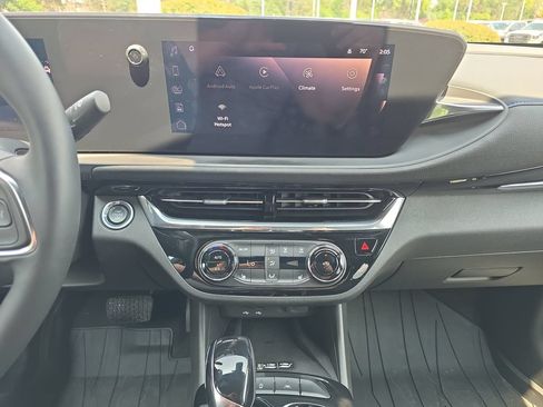 Used 2025 Buick Envista Sport Touring w/ Convenience I Package FWD image 23