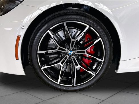 Used 2025 BMW M2 w/ Lighting Package RWD image 9