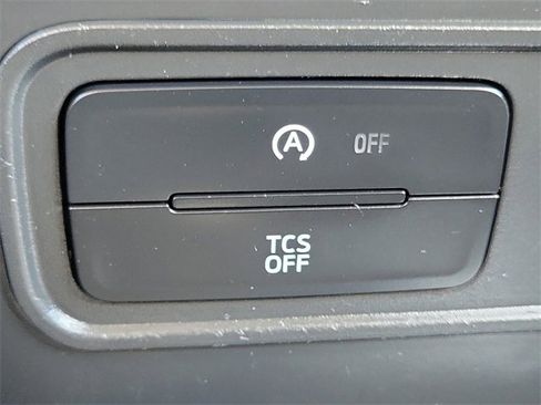 Certified 2020 Ford EcoSport SE w/ SE Convenience Package image 16