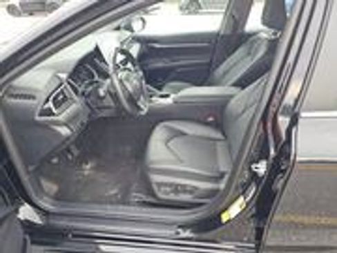 Used 2024 Toyota Camry SE FWD image 10