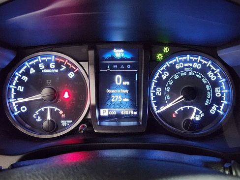 Used 2023 Toyota Tacoma TRD Sport w/ Technology Package RWD image 35