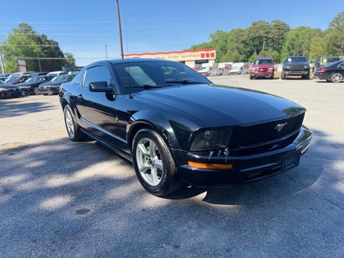 Used 2006 Ford Mustang Coupe RWD image 3